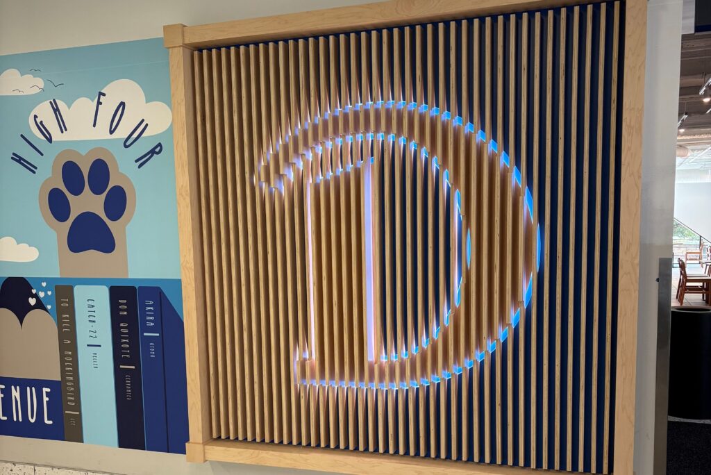 Drake University slat wall with integrated lighting